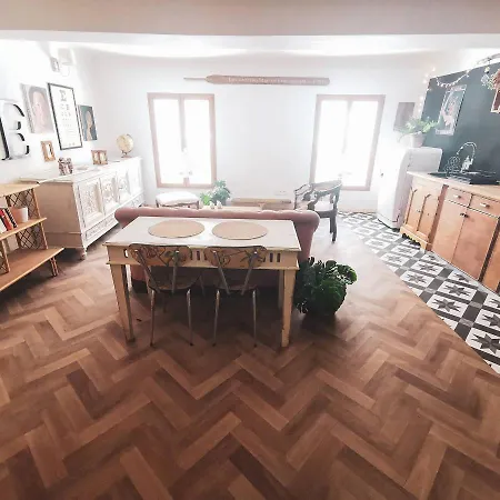 Studio Boho *